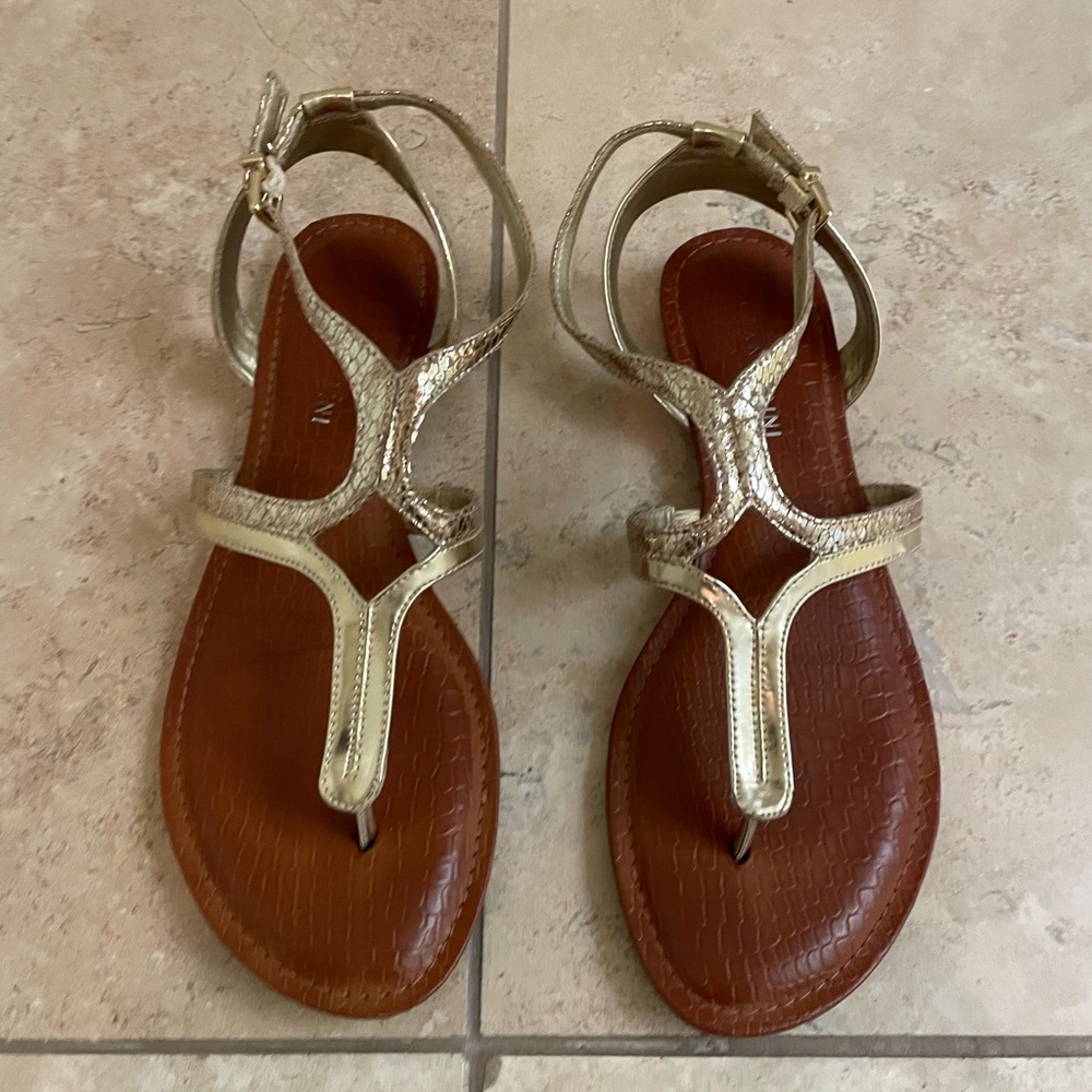 Gianni Bini Sandals